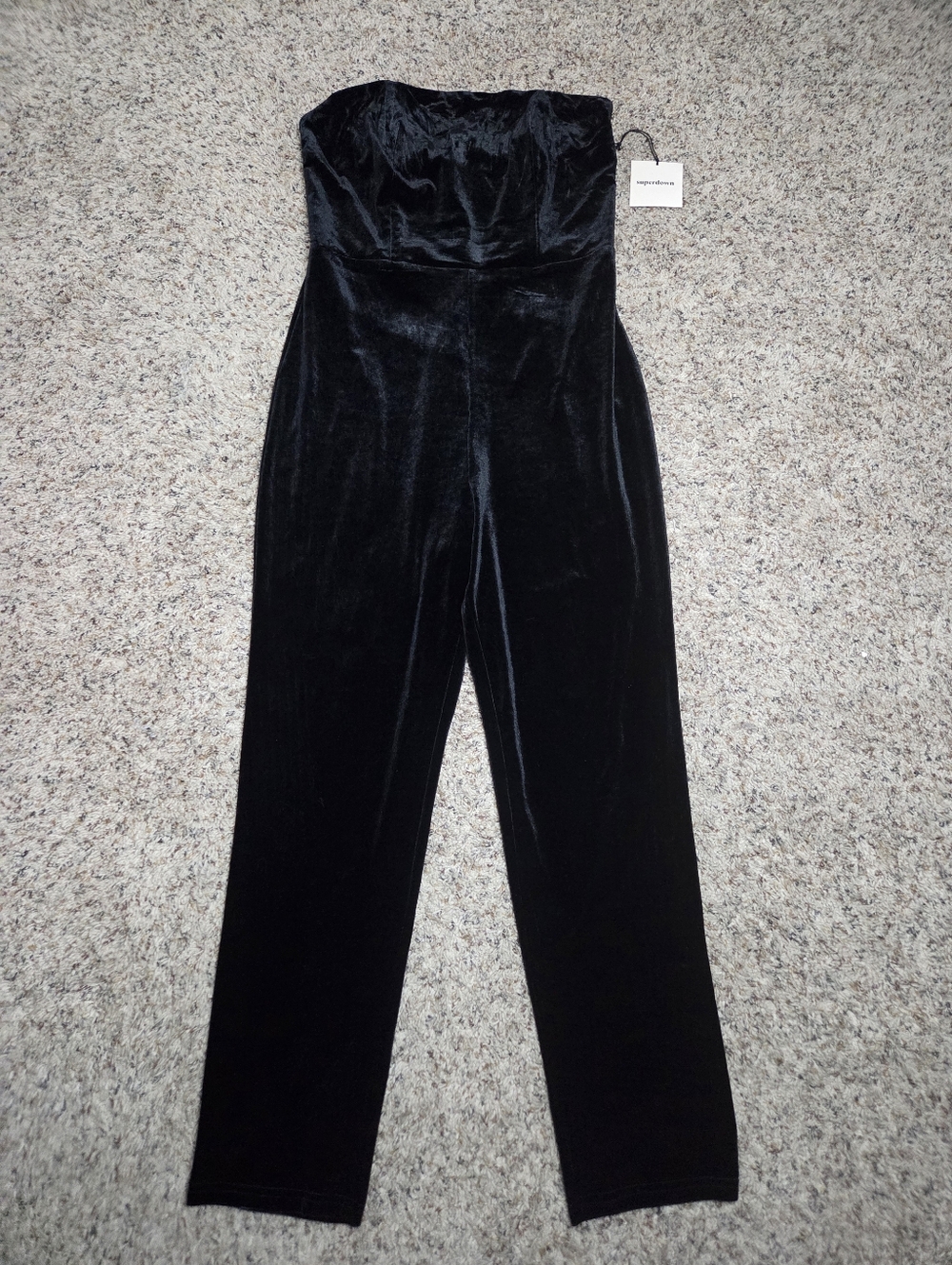 Superdown Black Velvet Strapless Jumpsuit NWT Sweetheart Tube Straight Leg Large - Picture 2 of 9